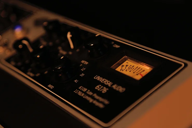 Picture Of A Universal Audio 6176 Vintage Tube Channel Strip.